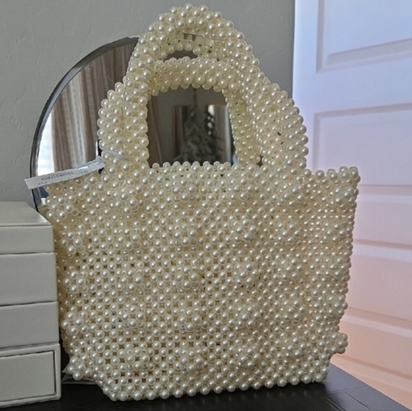 Arula Pearl Purse - Picture 3 of 3